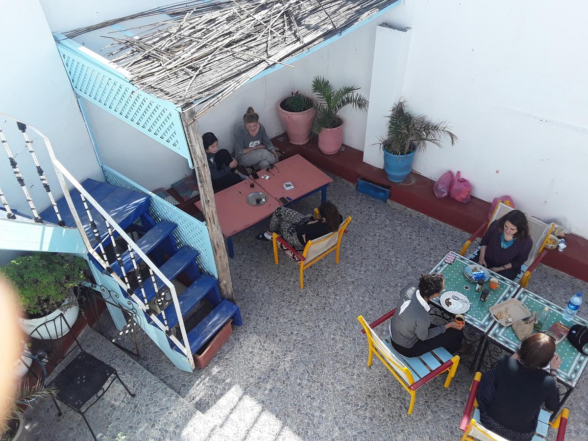 White And Blue Hostel Essaouira Luaran gambar